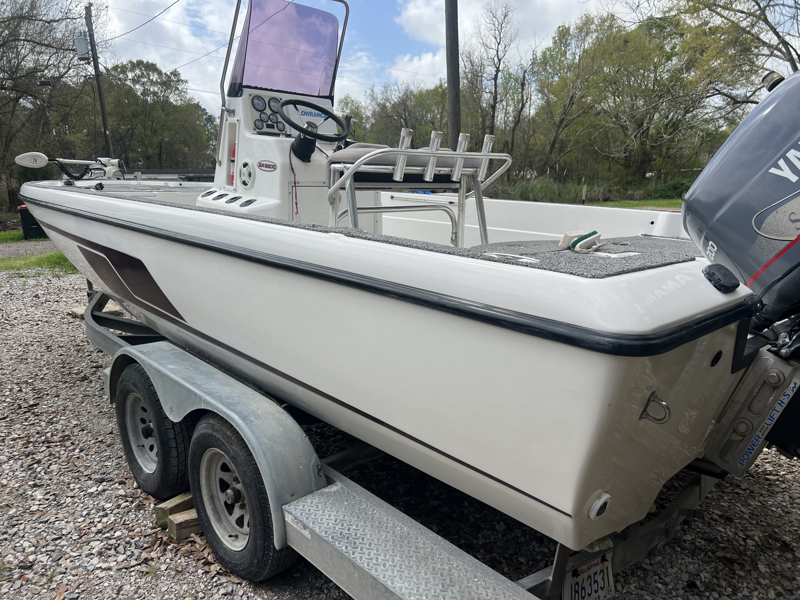 ZX2200 with 200hp Yamaha