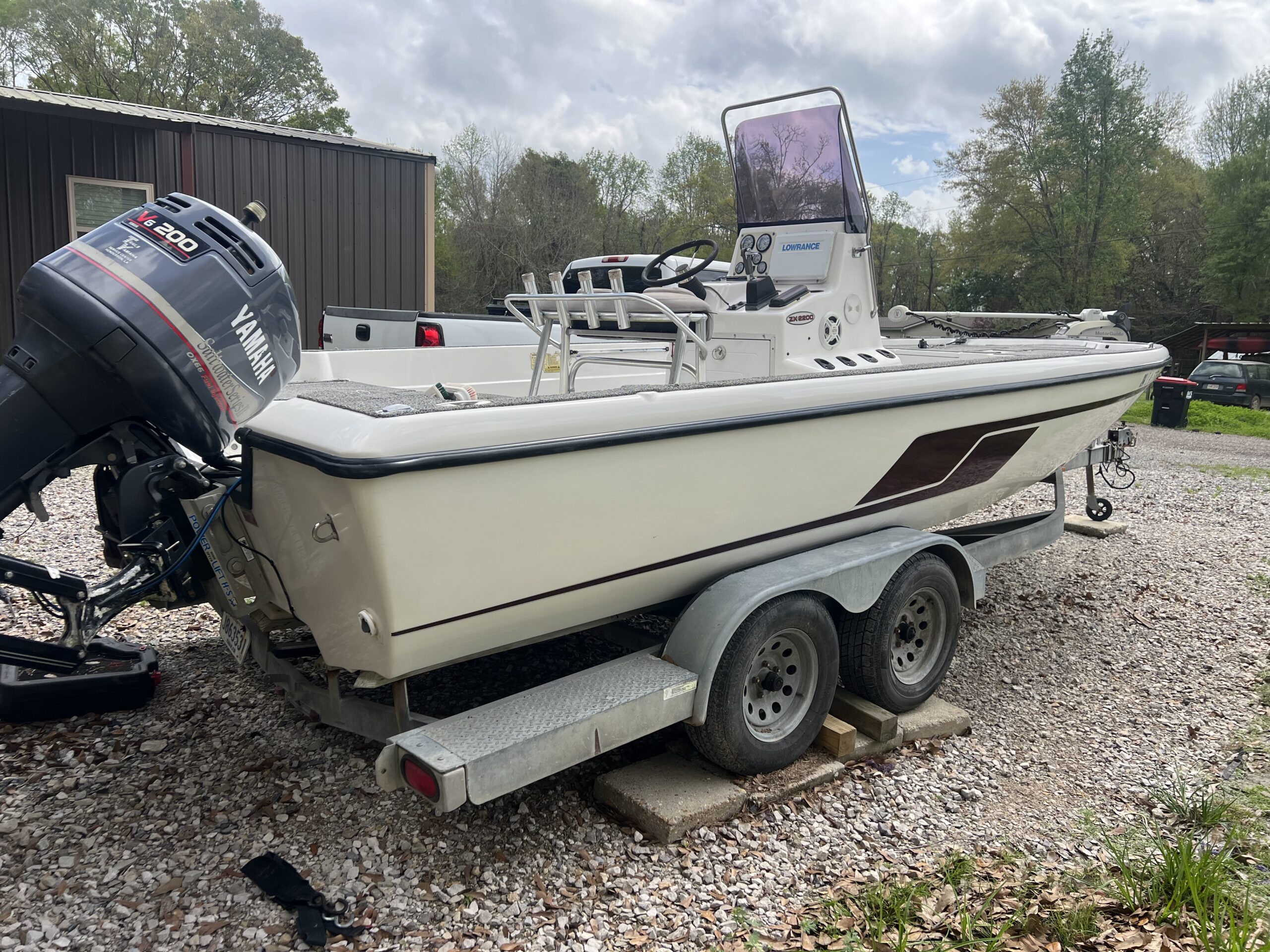 ZX2200 with 200hp Yamaha