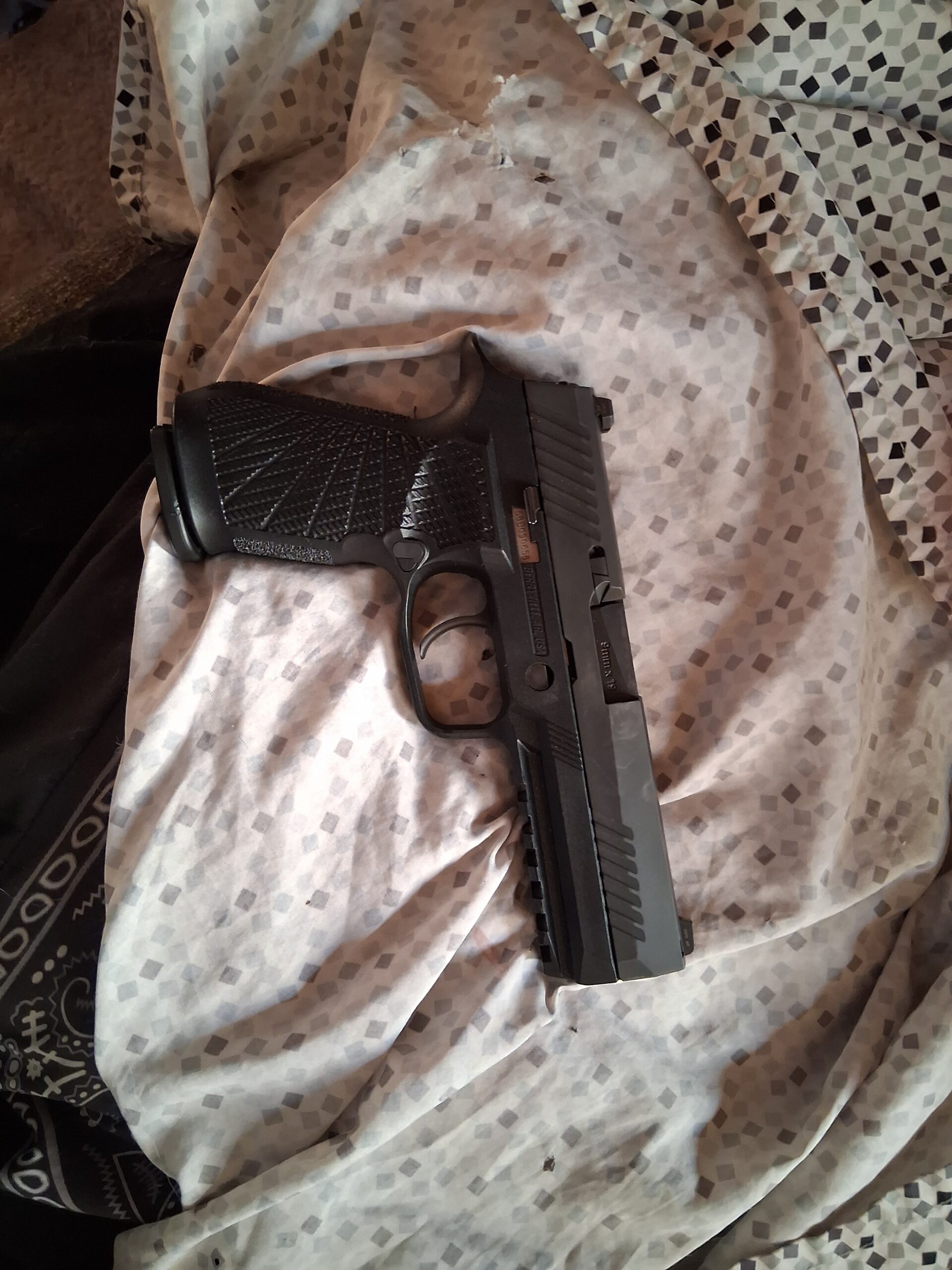 Wanted two AR-15 lowers complete no cheap junk please trade for new Sig Sauer 320 full size 317 round magazines Wilson Combat frame it’s a modular system also comes with a green Sig frame and a black original Sig lower frame sell 600 or trade for two lowers