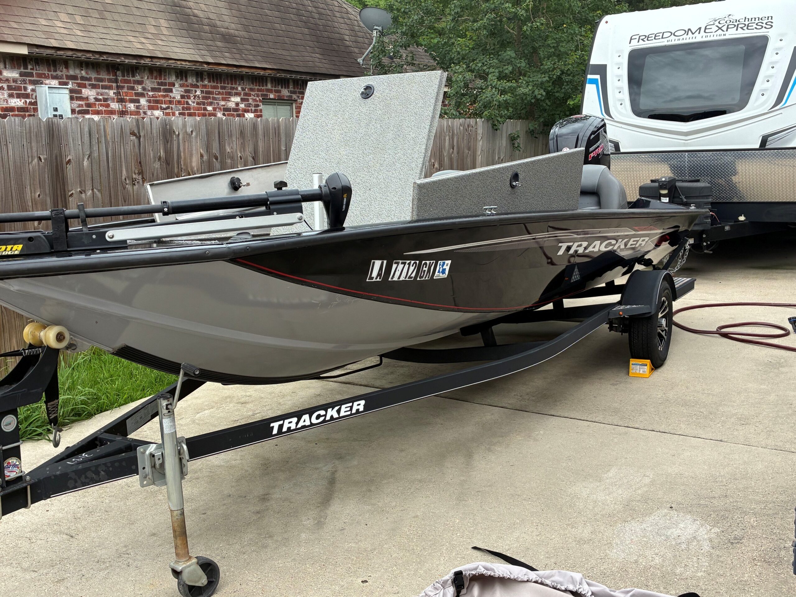2019 Tracker 190TX