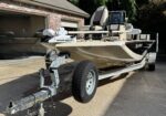 FOR SALE: 2015 Lowe 20 Bay – Excellent Condition – Only 32.4 Engine Hours!