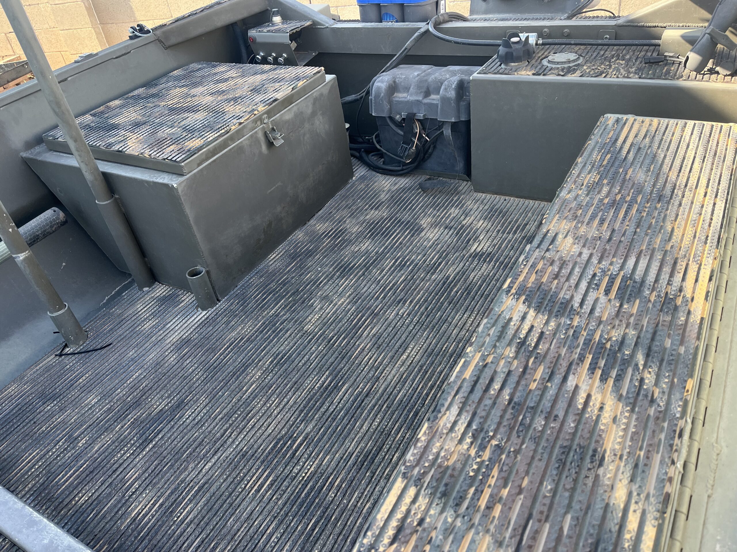 Gator Trax 15×44 Boat
