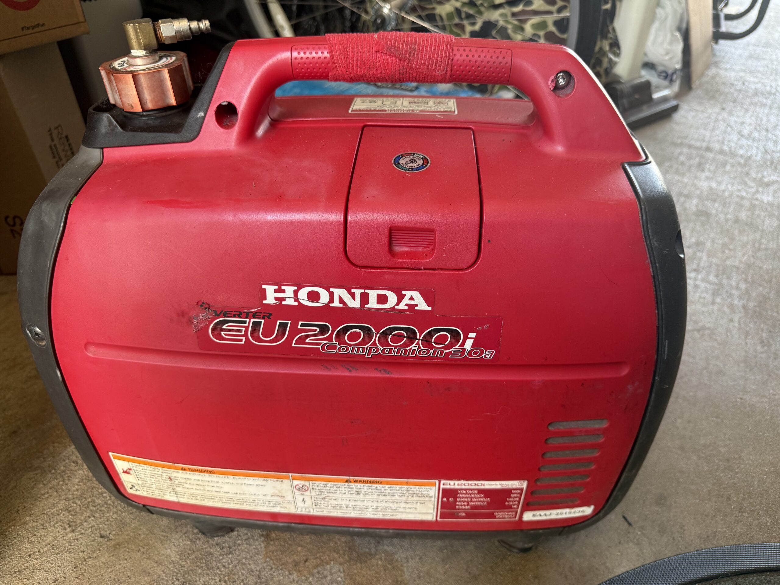 Honda 2000i inverter generator 30amp plug