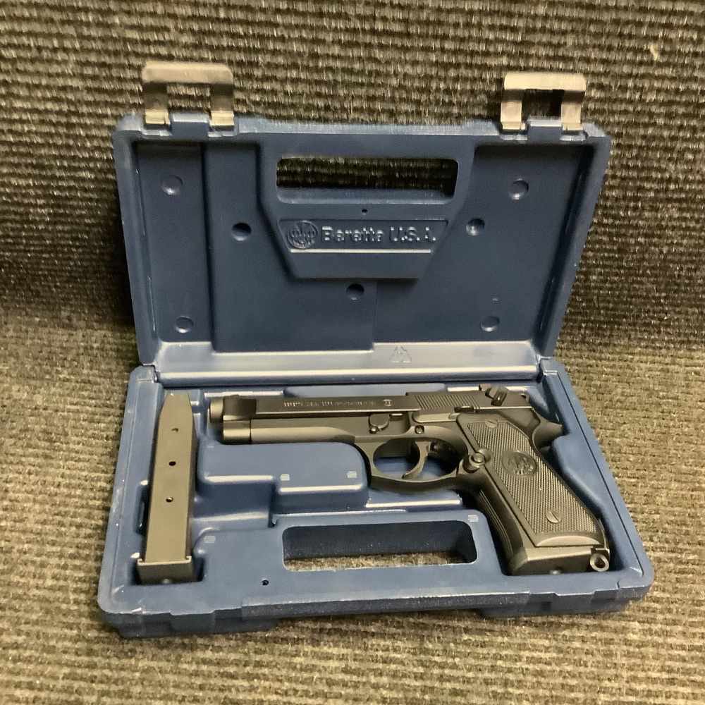 Beretta 92fs with chambered in 9mm