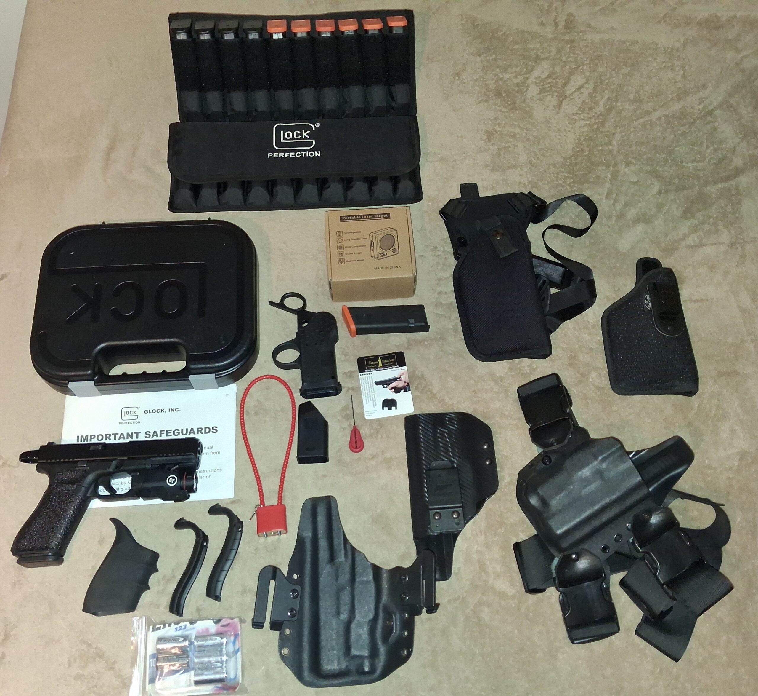 Glock 22 Gen 5 40 Cal. Pistol Bundle