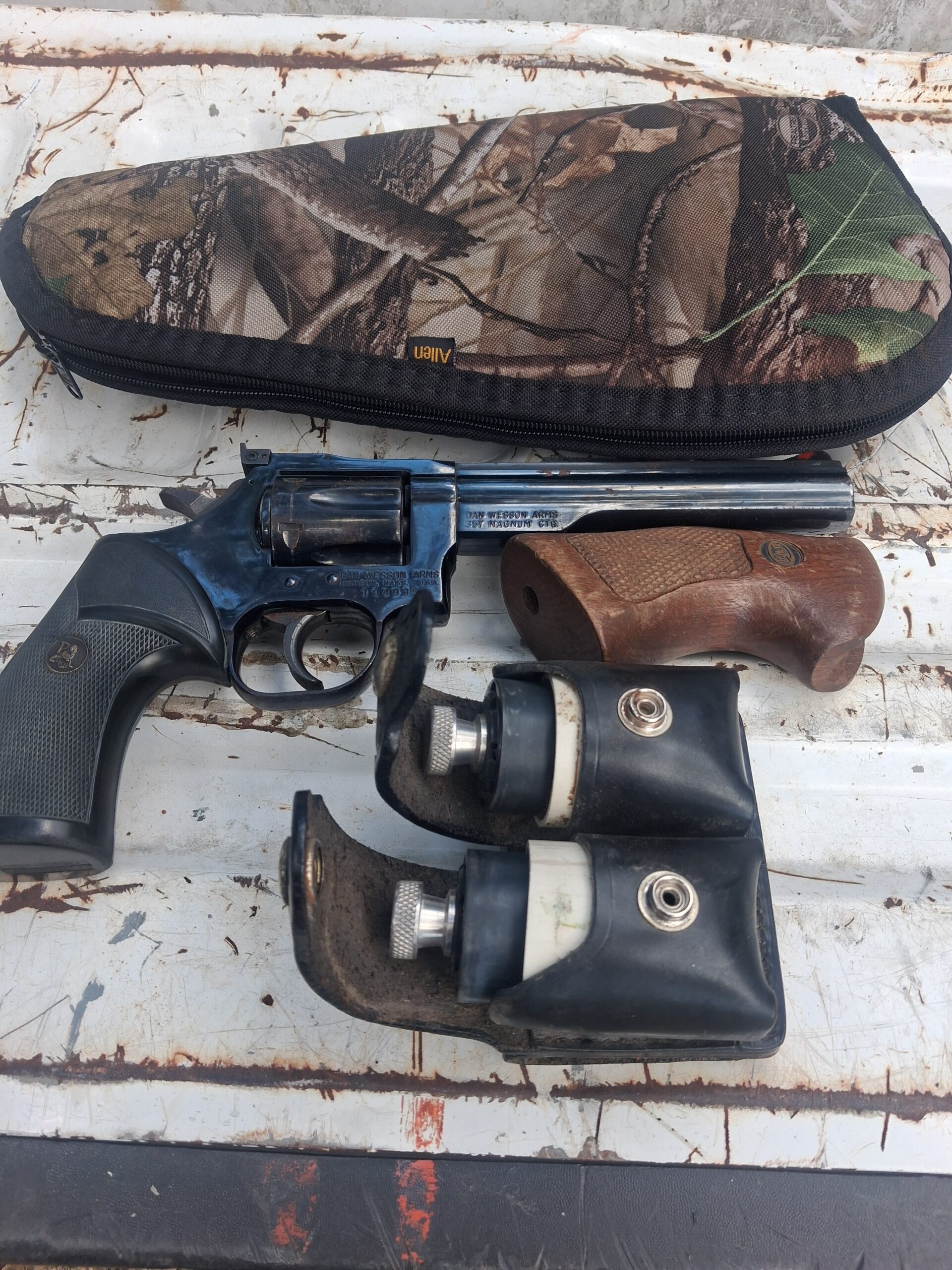 Dan Wesson 357 mag