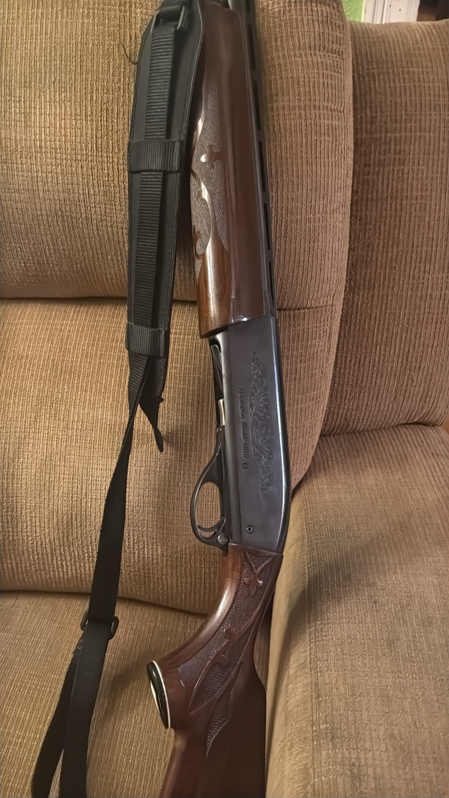 Remington model-1100 magnum