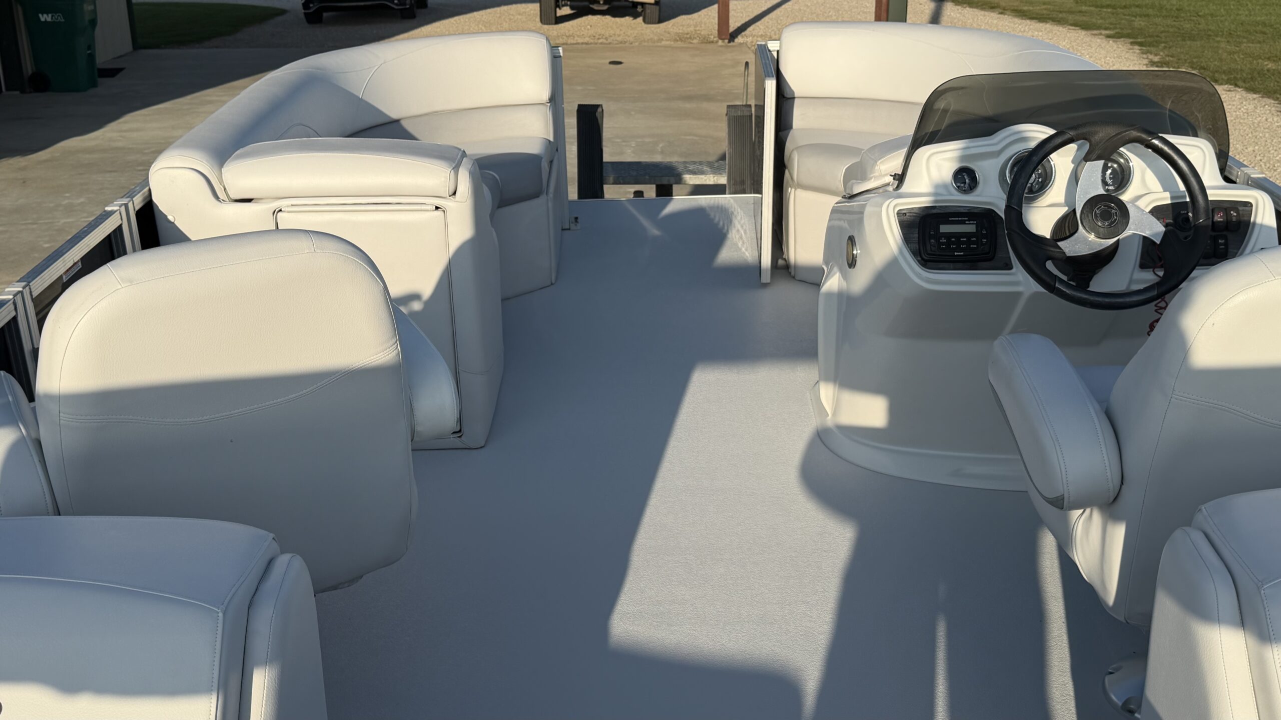 2016 24-Foot Avalon Pontoon Boat
