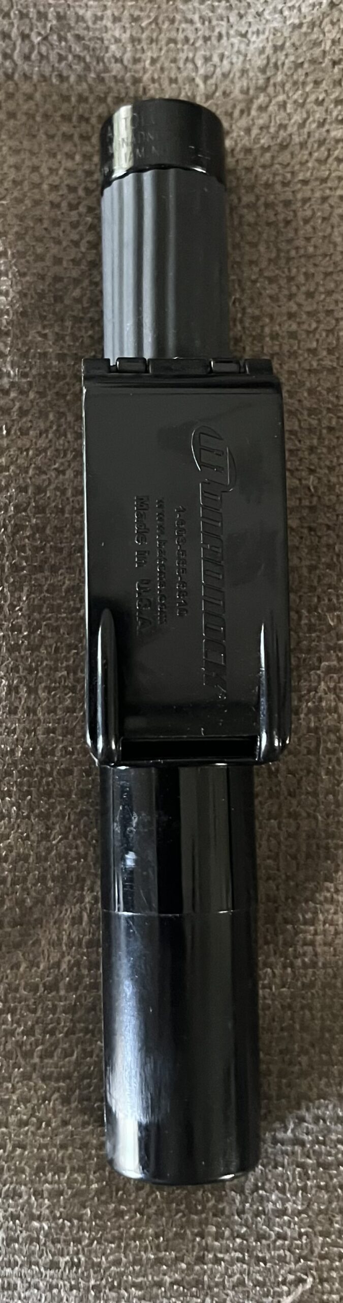 Monadnock Autolock Baton w/ multi directional holster and glass break
