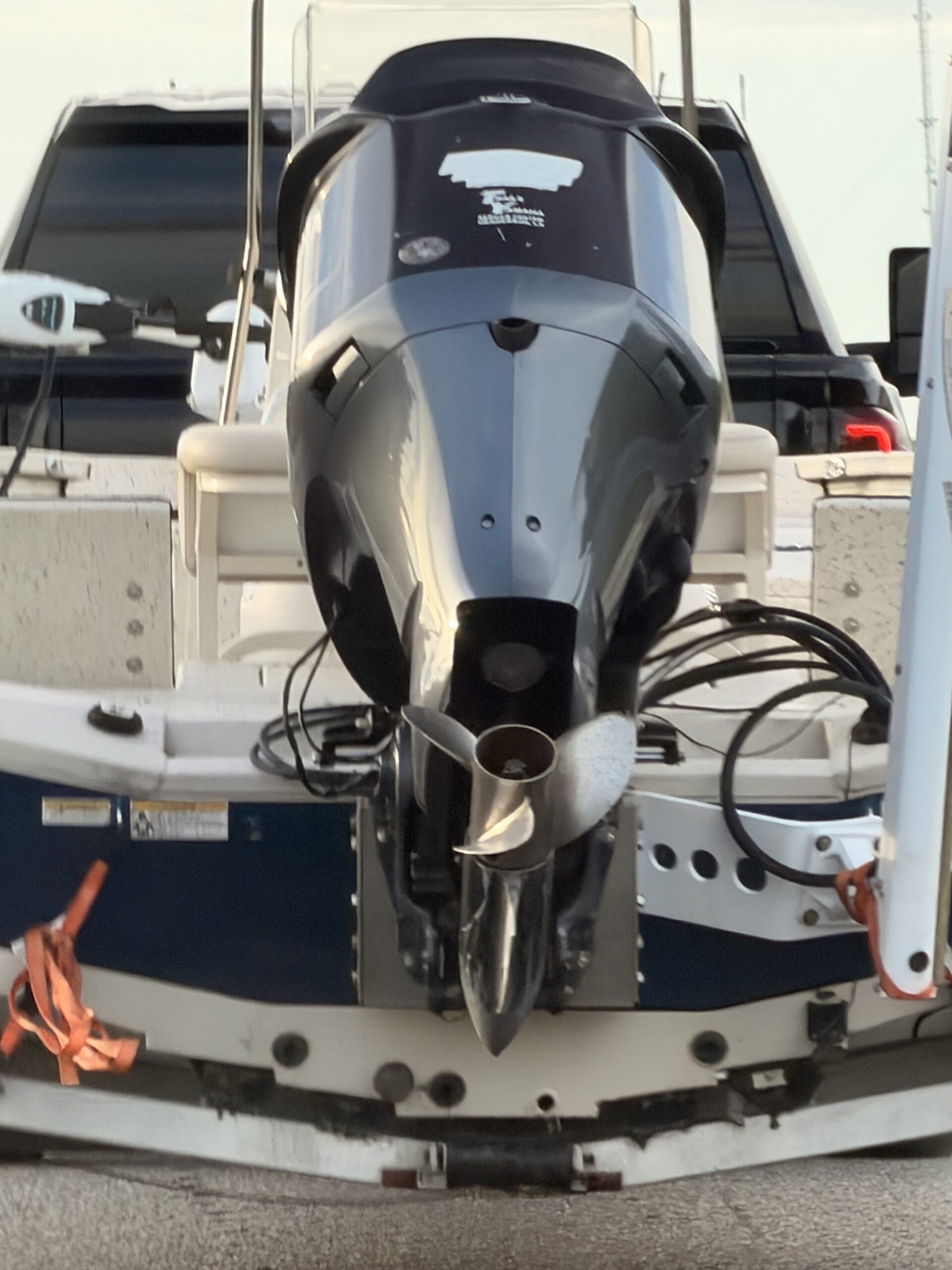 2013 Xpress 22’ bay boat – 107 hours – yamaha 200 sho 4-stroke – redfish & stainless pkg