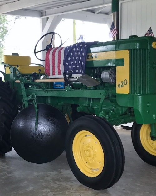 John Deere 420 for sale 6000$