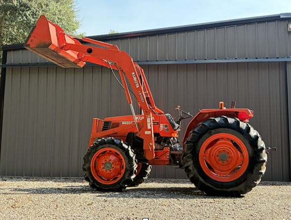 71HP Kubota Tractor- Bmt, TX