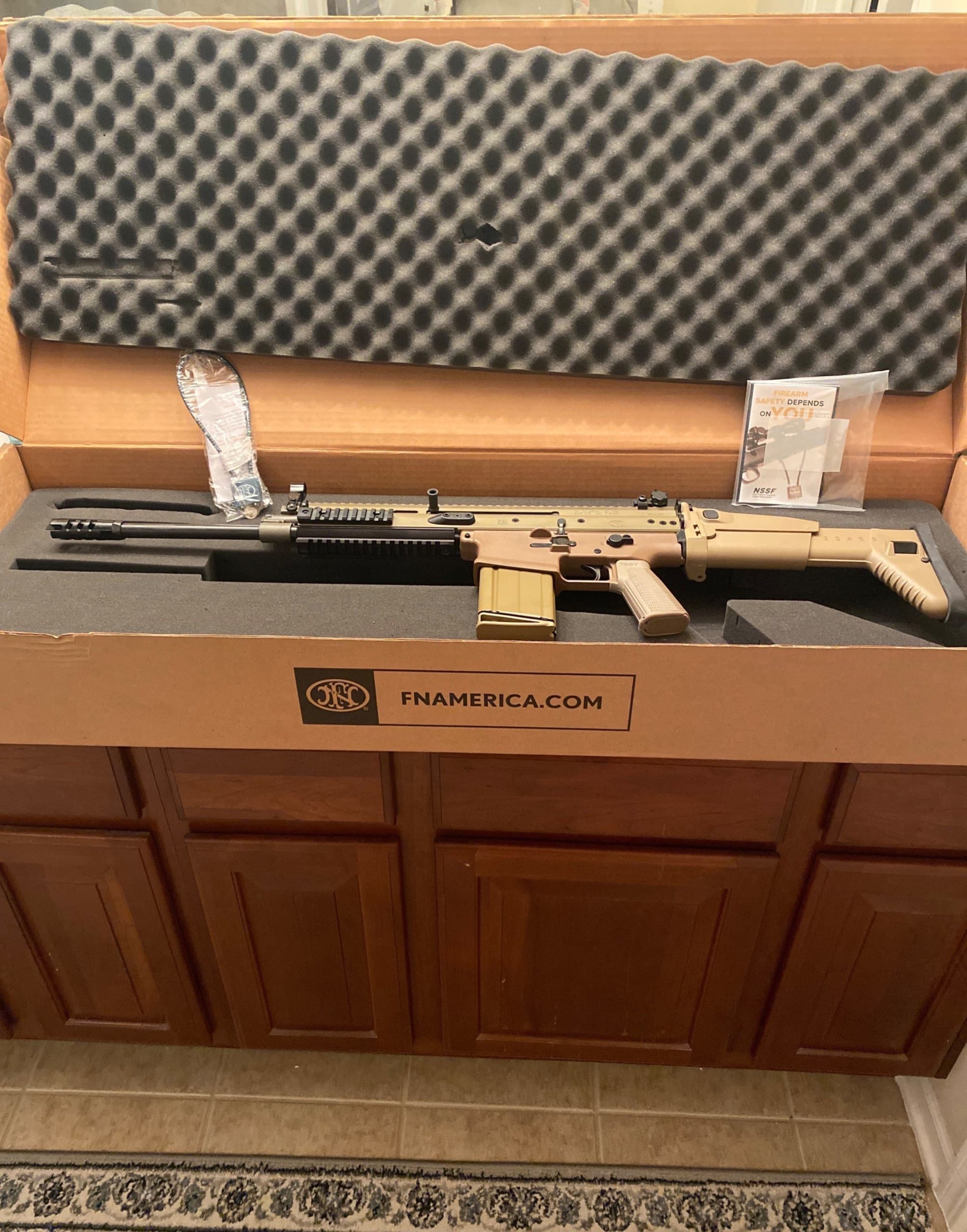 FN SCAR 17S