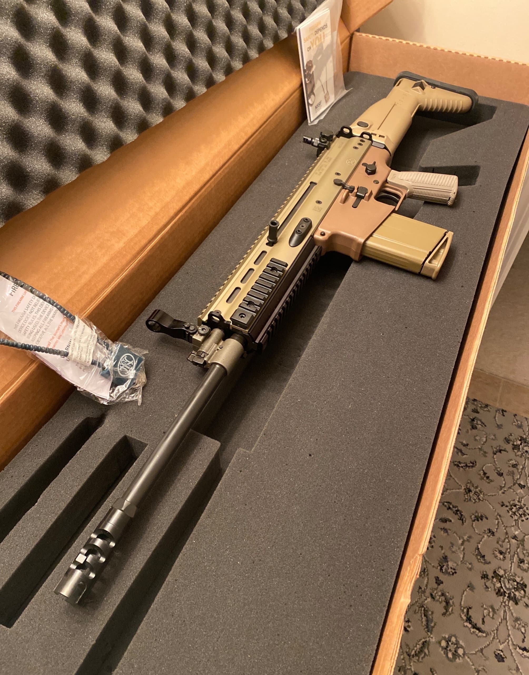 FN SCAR 17S