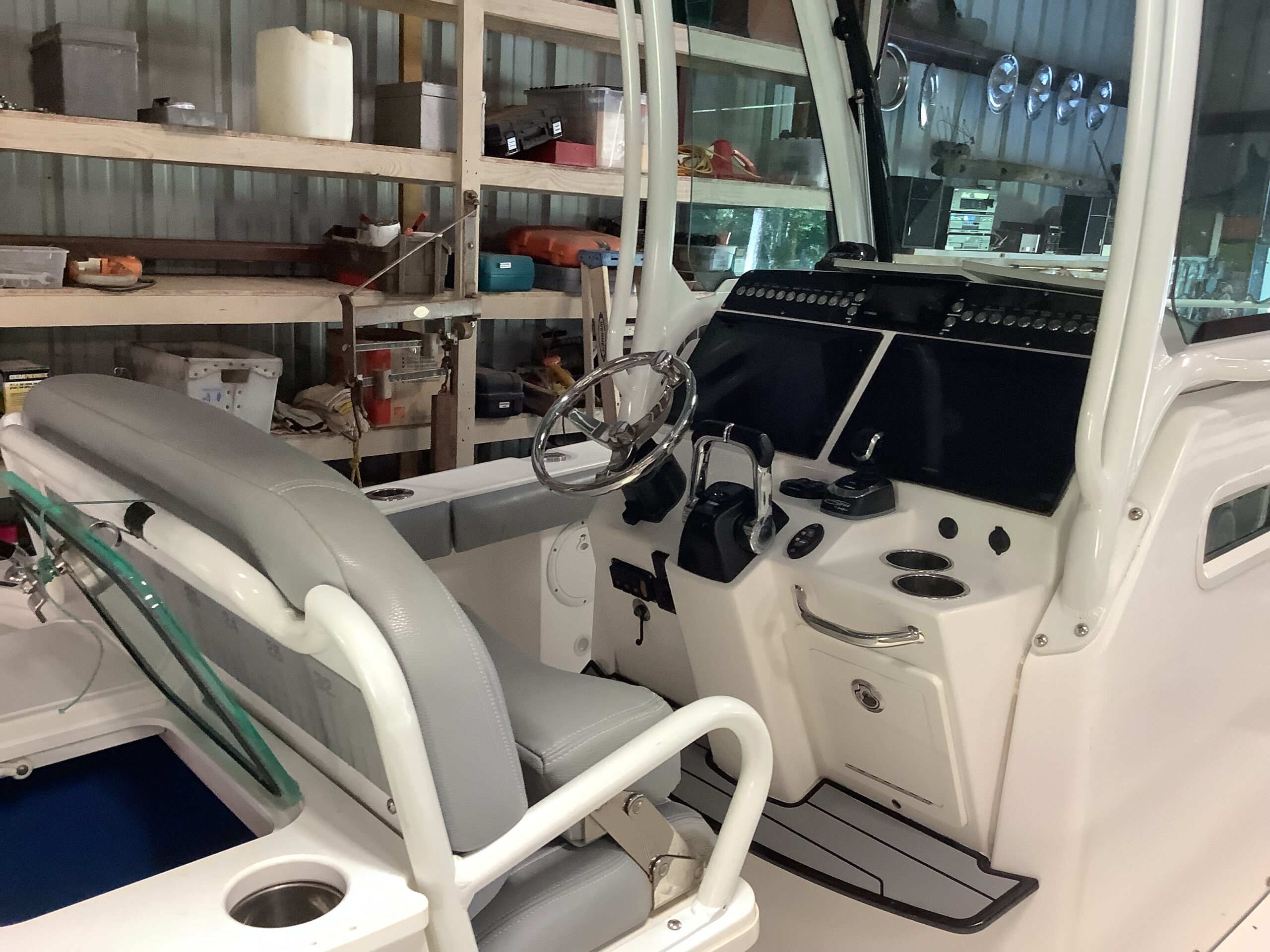 Everglades center console