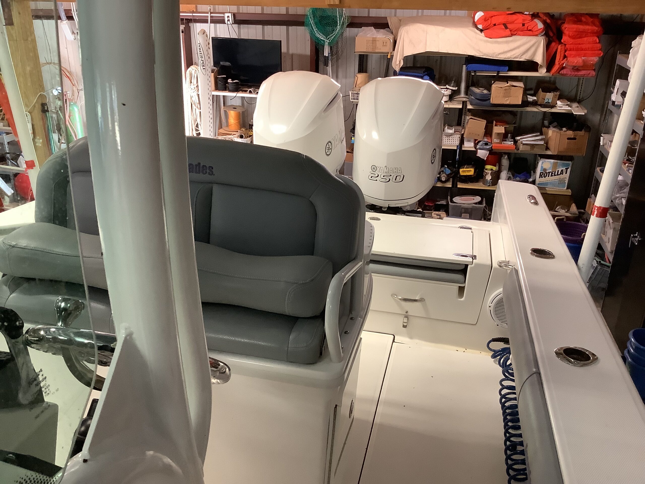 Everglades center console