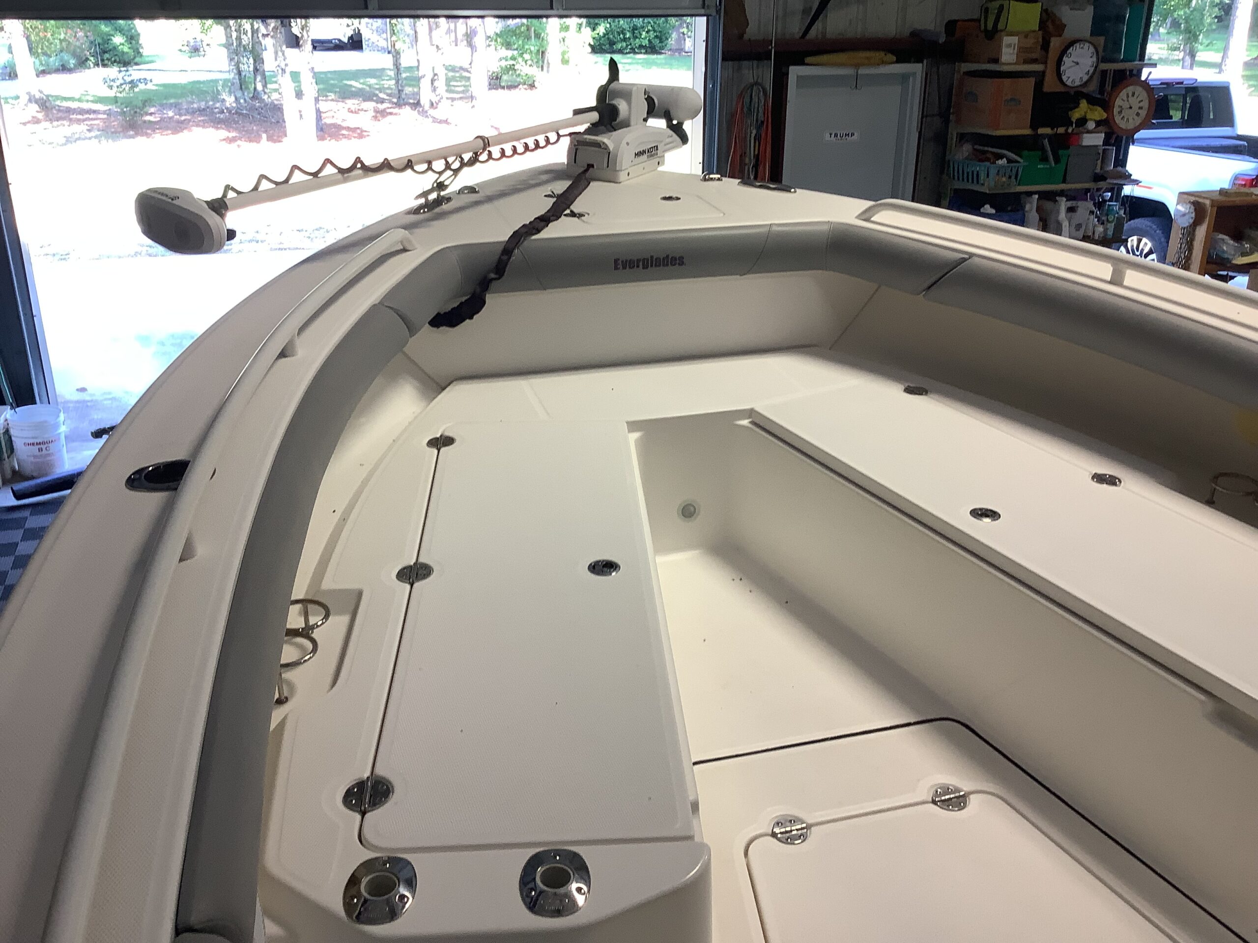 Everglades center console