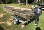 Aluminum flat boat