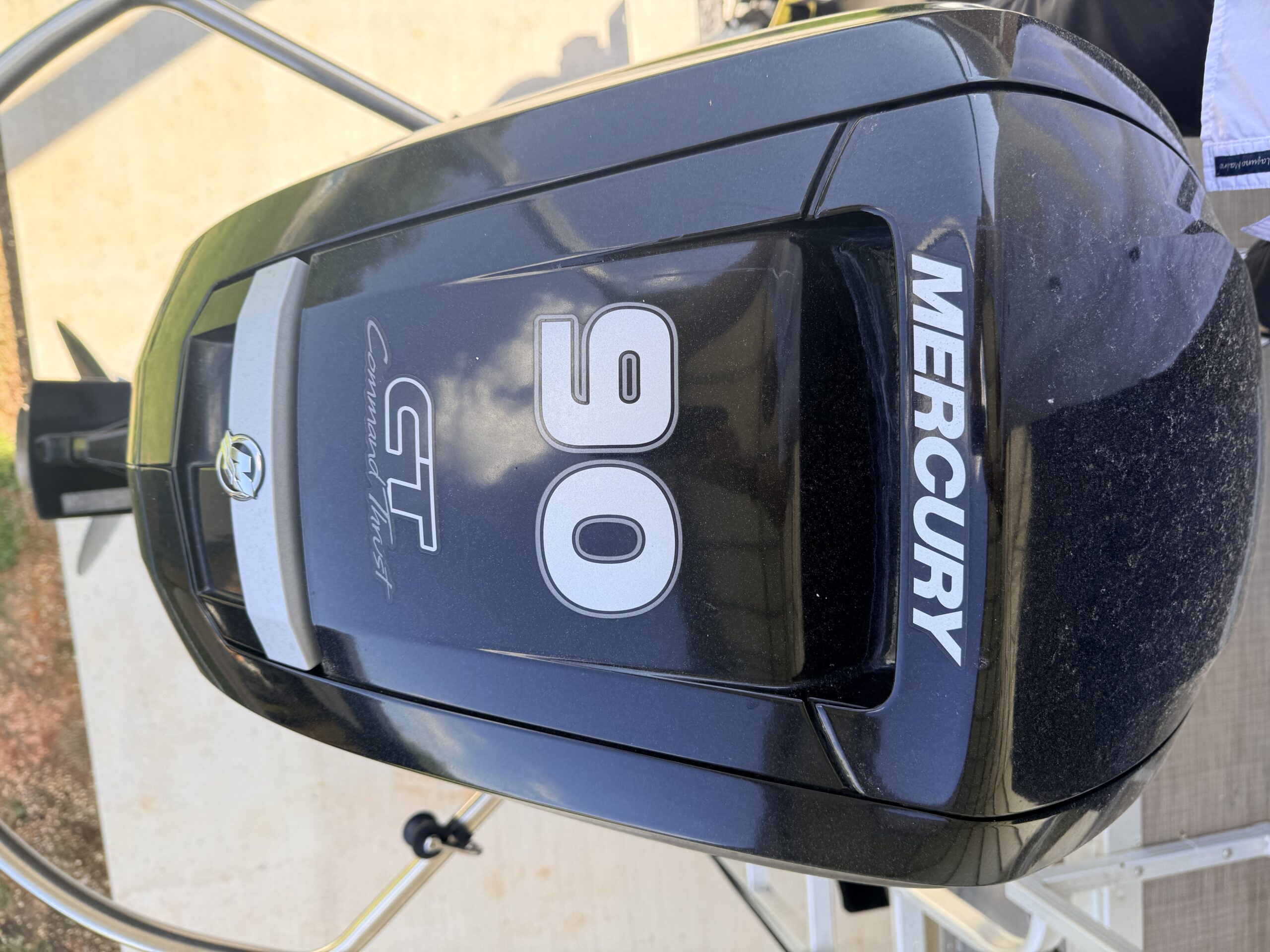 Sun Tracker 2021 DLX 20