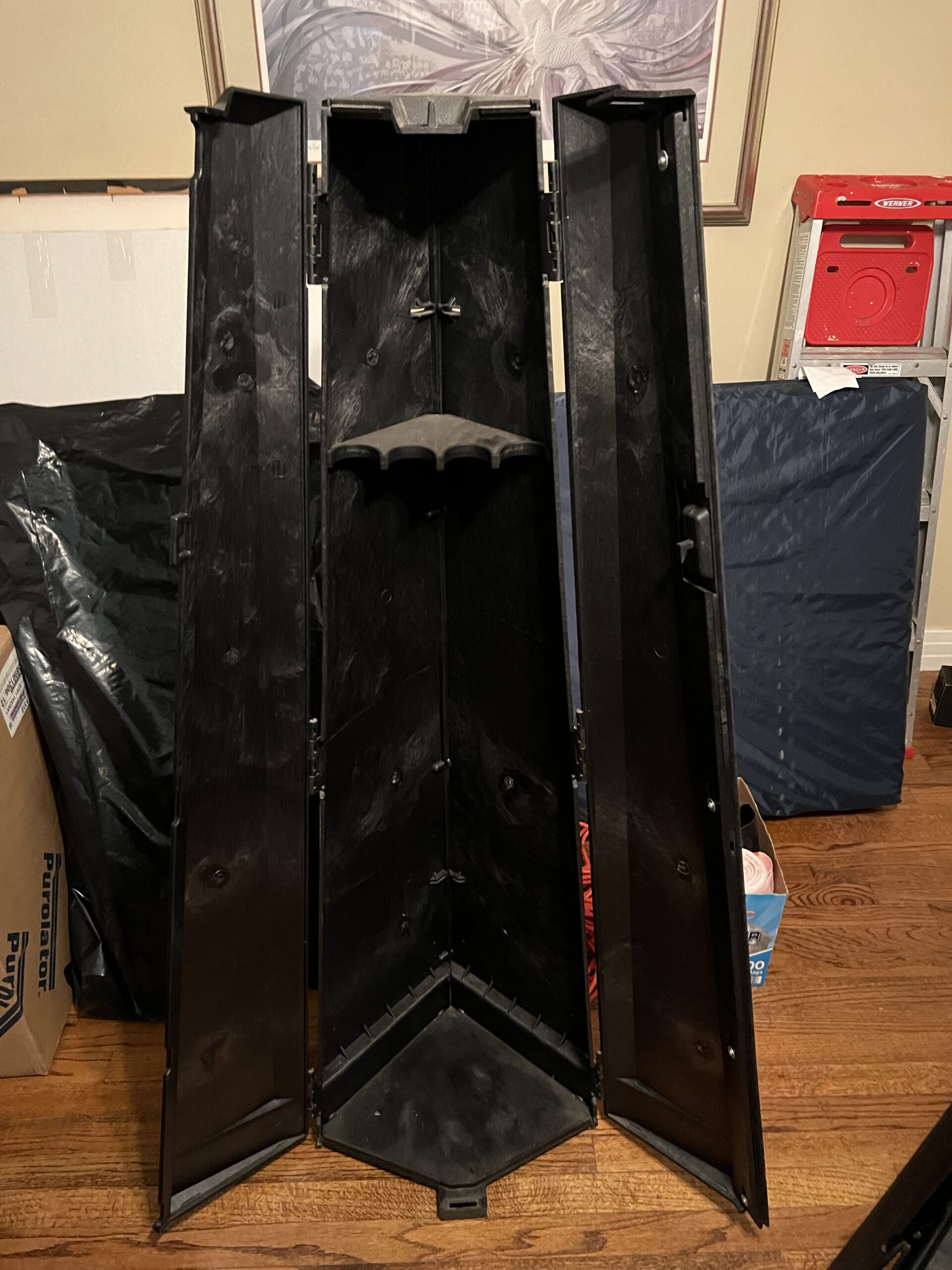 Closet Rifle & Shotgun Secure Cases