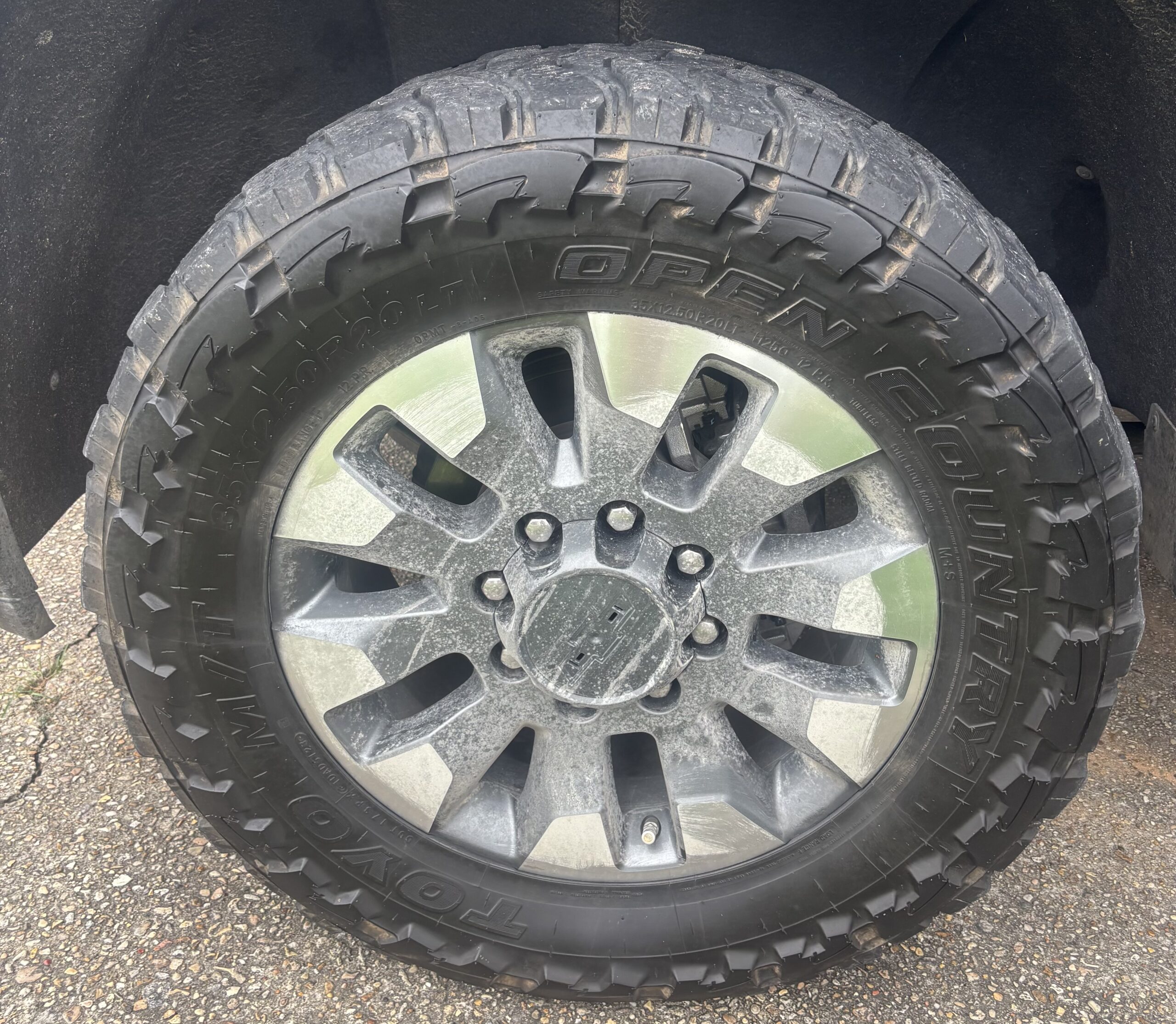 35” Toyos M/T