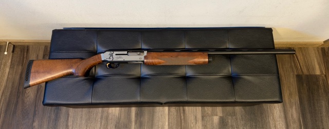 Browning silver hunter 12 gauge 28” barrel 3” semi auto