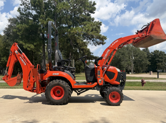 Kubota Backhoe Tractor- Bmt, TX