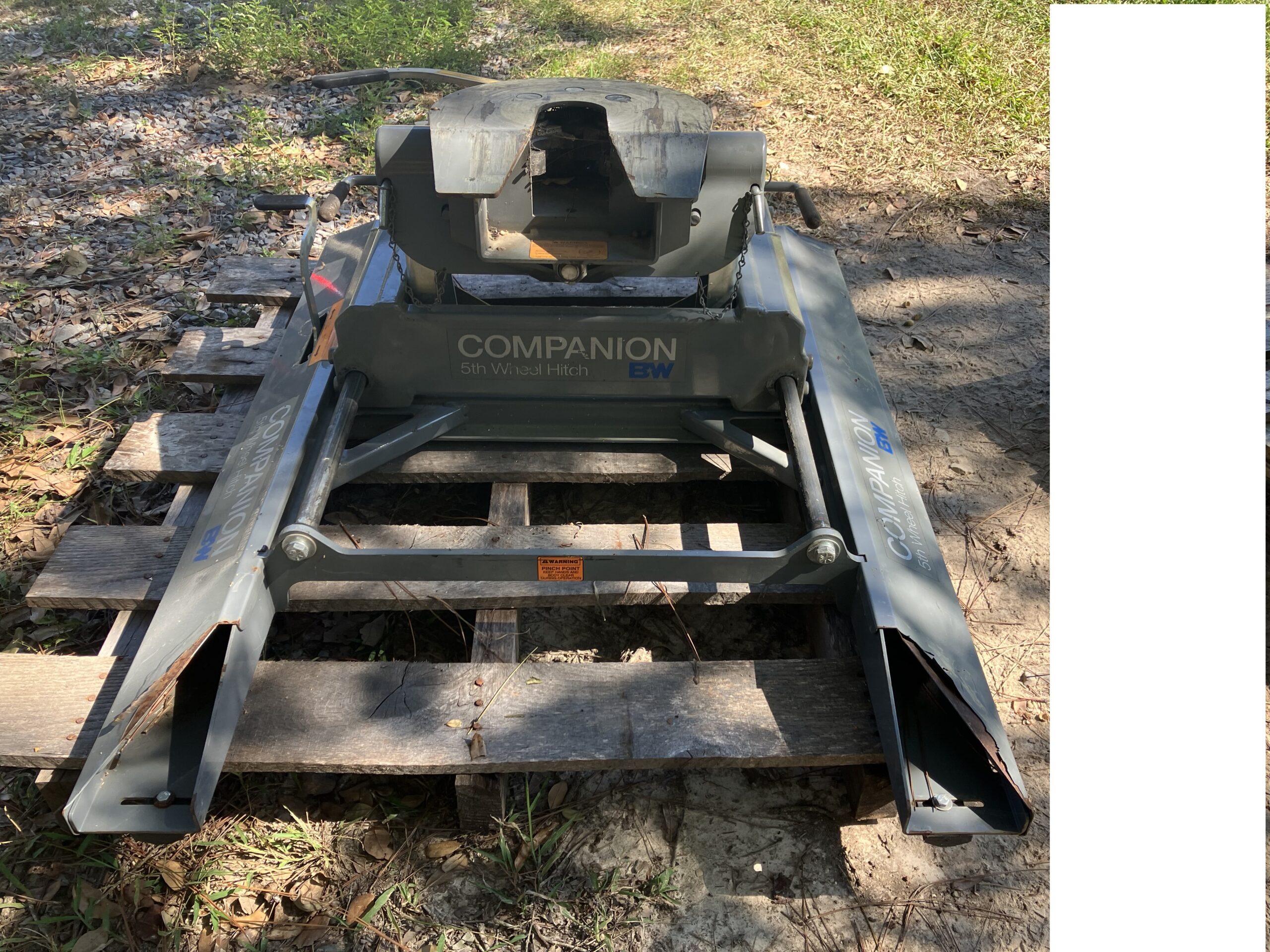 Fifth Wheel setup Lippart Trailair Pinbox & BW Compainion Slider Hitch