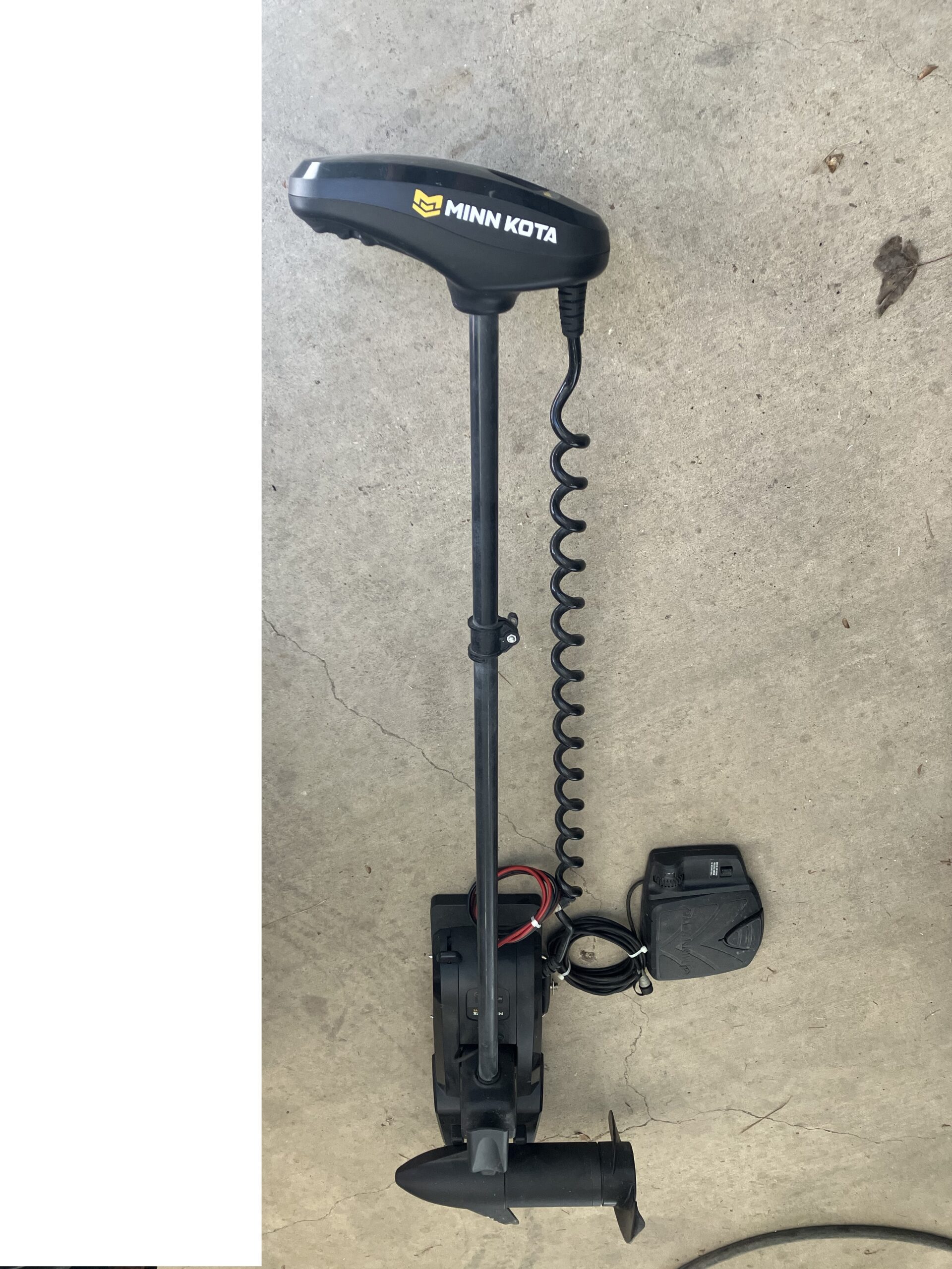 MinnKota Powerdrive Trolling Motor with quick release bracket