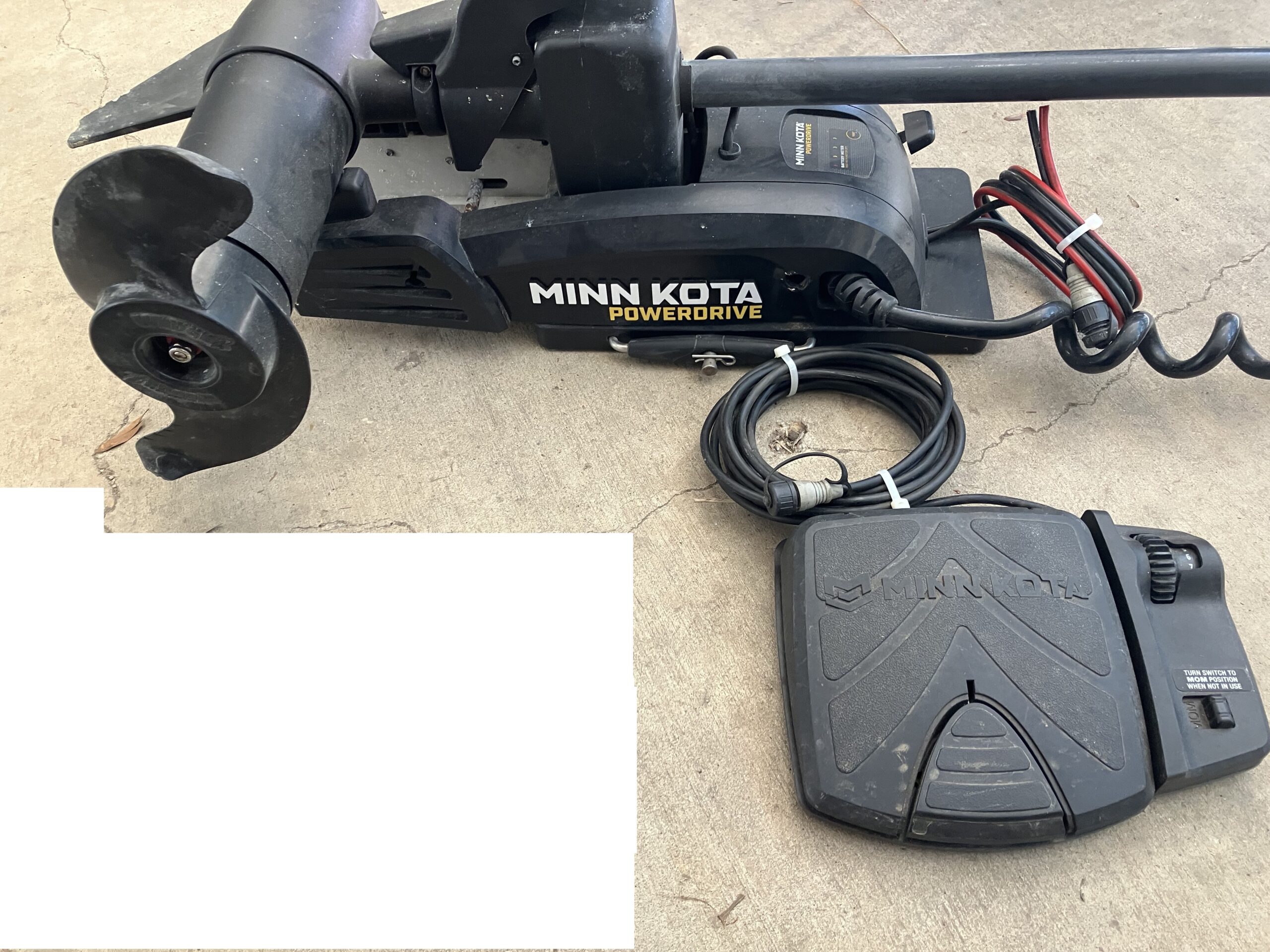 MinnKota Powerdrive Trolling Motor with quick release bracket