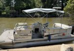 2010 Suntracker 20ft pontoon boat w 2015 4stroke 115 hp Murcury motor