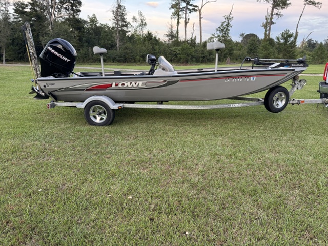 2009 Lowe Stinger 195 w/ 90 hp mercury 4 stroke